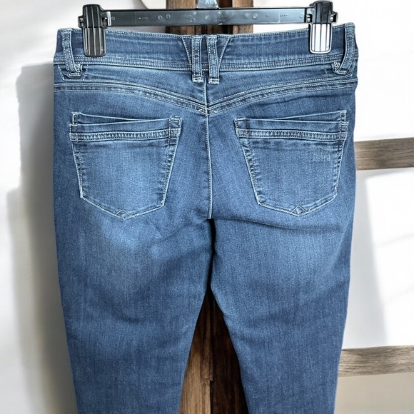 Democracy skinny jeans, size 4 - Picture 4 of 6